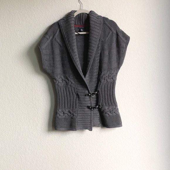Tommy Hilfiger Sweaters - Tommy Hilfiger Shawl Collar Short Sleeve Sweater Grey Cotton Buckle Snap Front